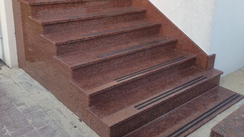 a-08